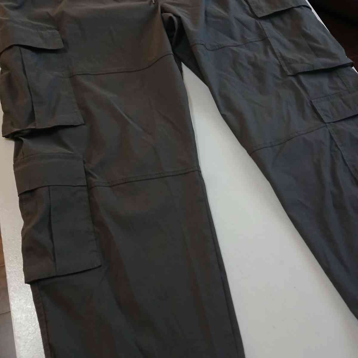 No Boundaries 3xl cargo pants - Indianapolis, Indiana - FleaMarketBay
