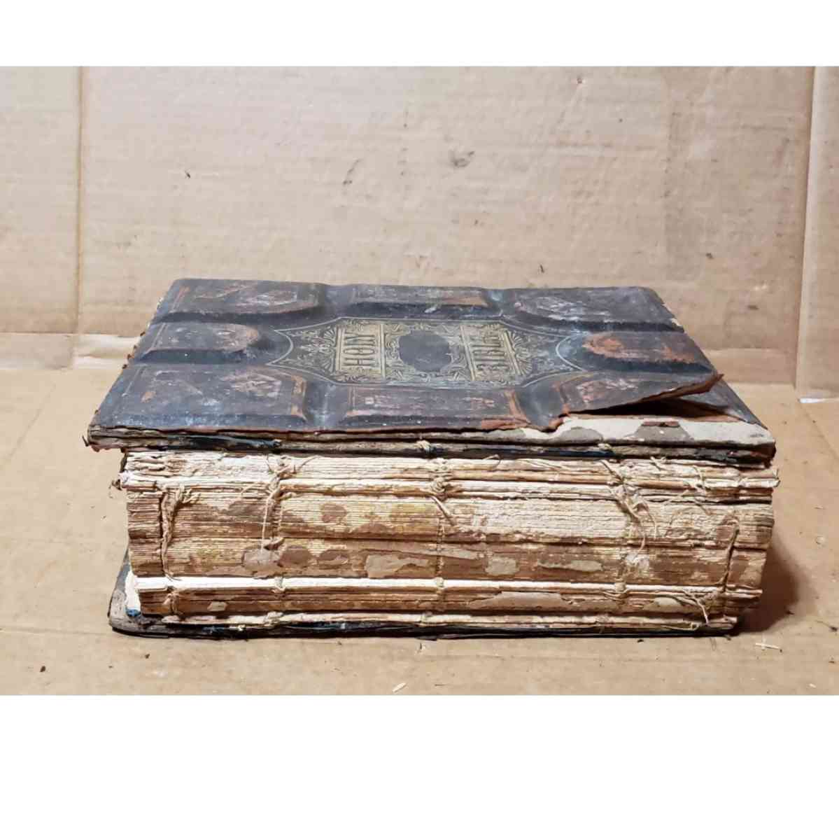 1870 Holy Bible Old  New Testaments Large Antique - San Antonio, Texas - FleaMarketBay