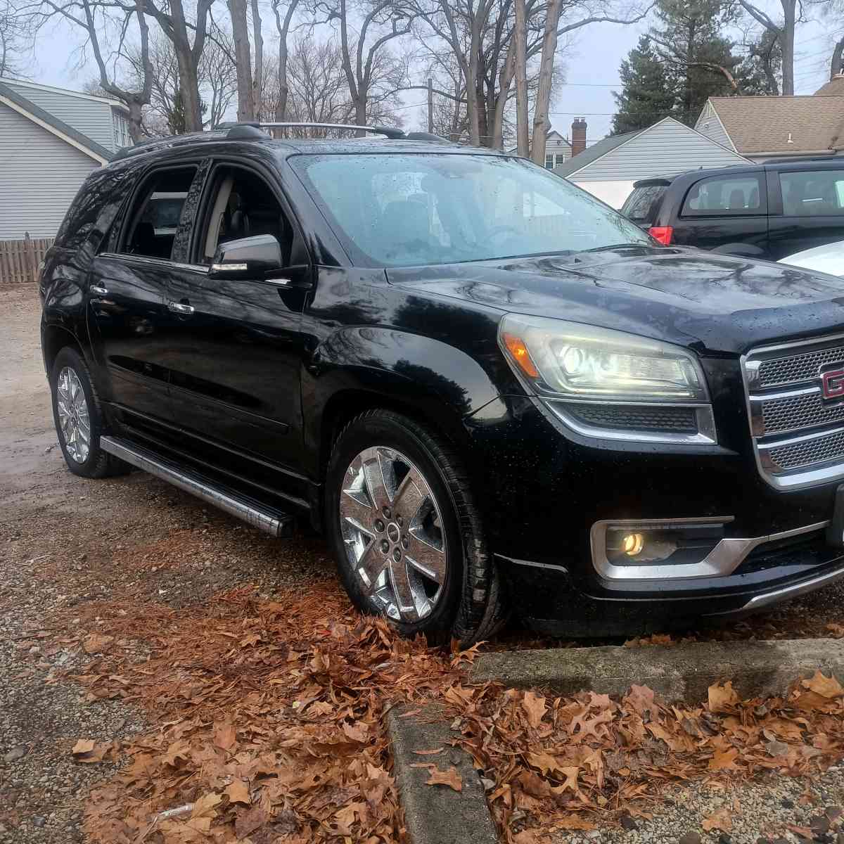 2014 GMC Acadia Denali 89k miles - Pennsauken, New Jersey