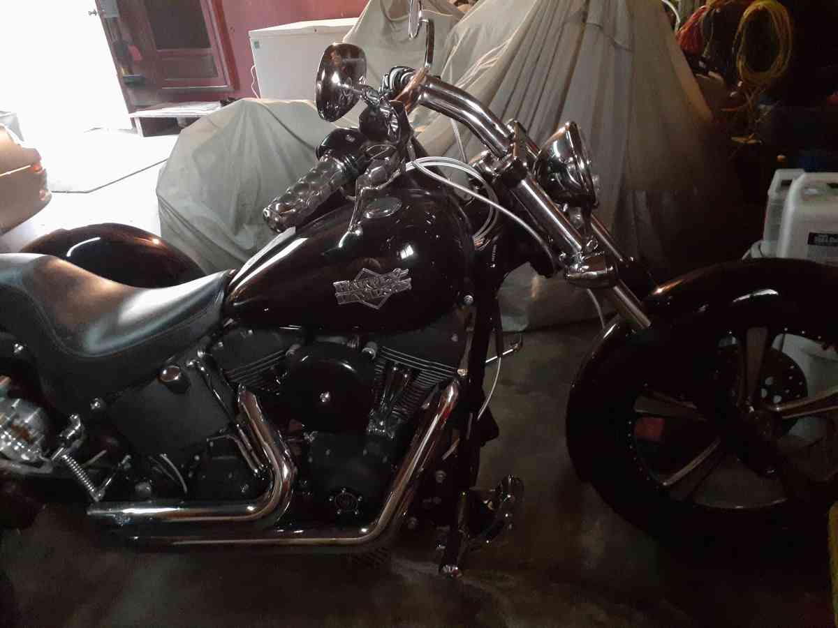 harley davidson night train trike - Du Bois, Illinois