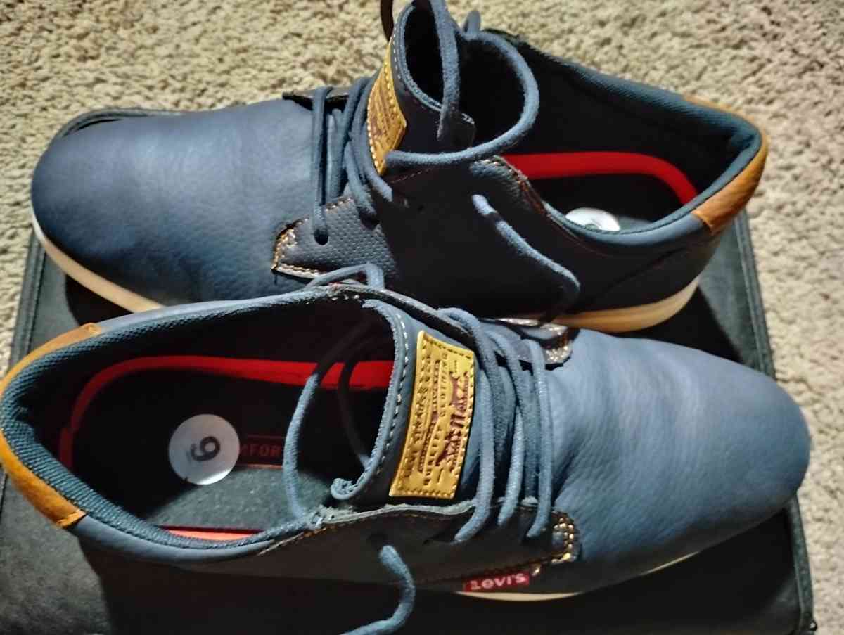 mens shoes - Rudy, Arkansas - FleaMarketBay