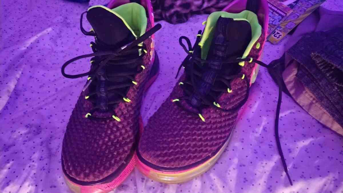 Nike Alphadunk EP Hoverboard for men - Cherryville, North Carolina - FleaMarketBay