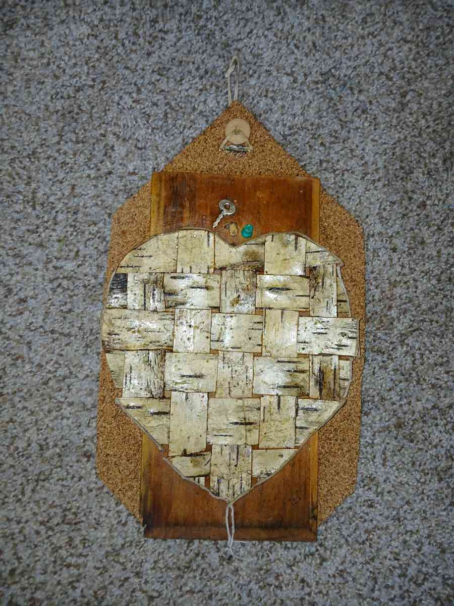 Birch Bark Heart handcrafted wall hanging - Clark Fork, Idaho - FleaMarketBay
