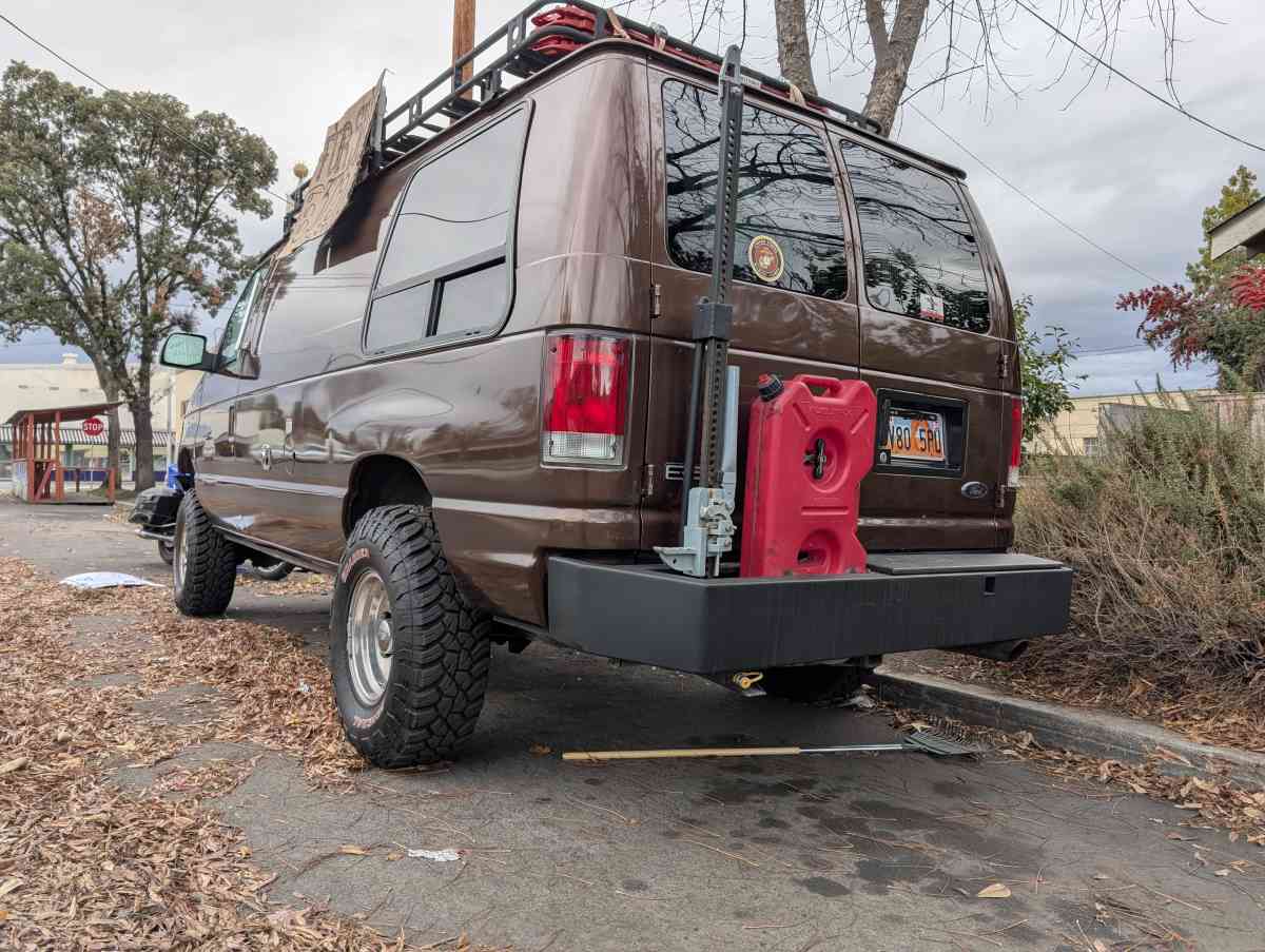 2000 Ford Econoline Van 559 375 5785 - Fresno, California - FleaMarketBay