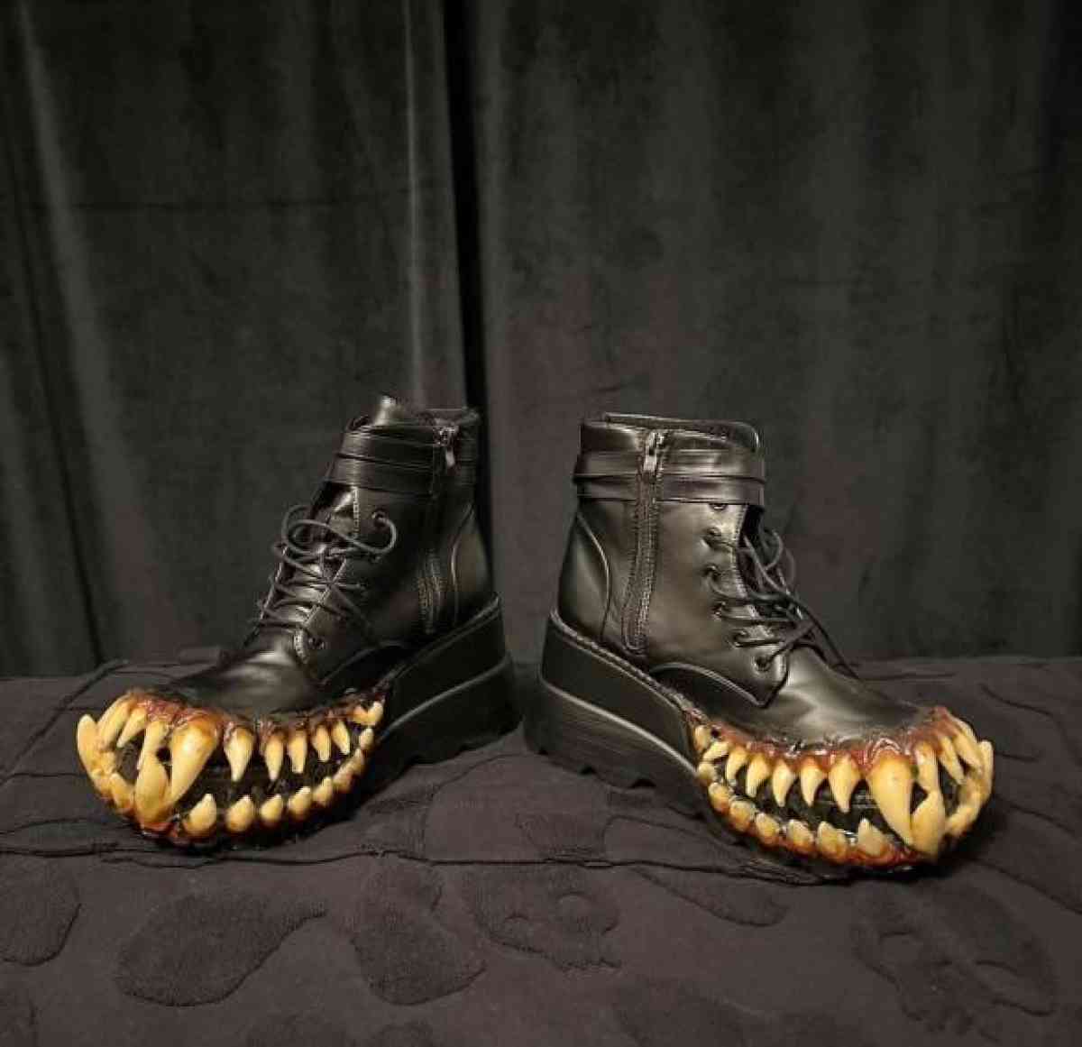 VERY RARE Venom Boots EAT YOUR HEART OUT Only A Few Made - Arlington, Texas - FleaMarketBay