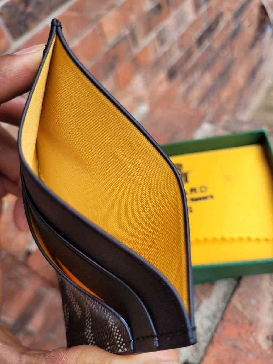 Goyard Wallet - Benton, Arkansas - FleaMarketBay