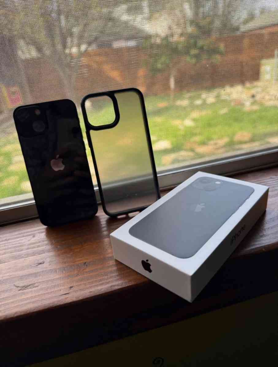 iphone 13 mini - Houston, Texas - FleaMarketBay