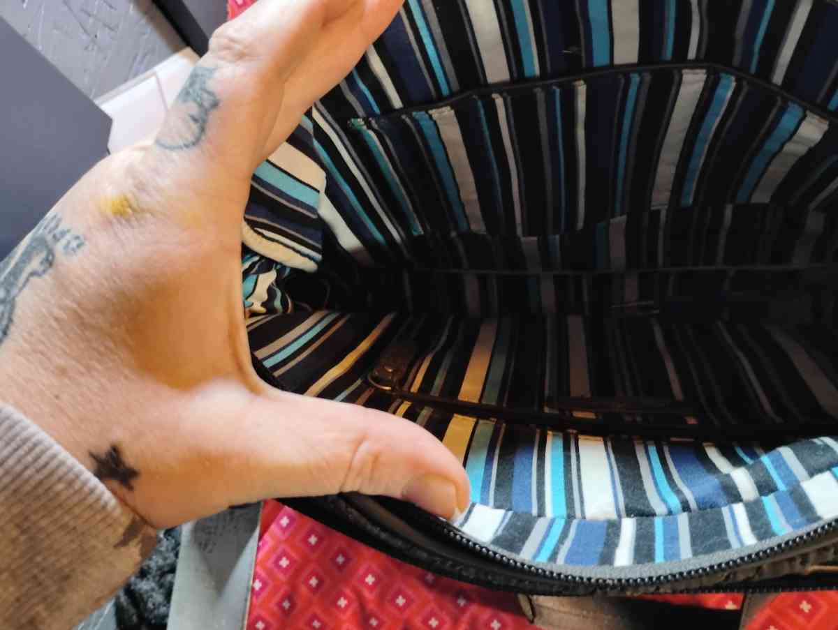 Vera Bradley laptop bag - Salisbury, North Carolina - FleaMarketBay