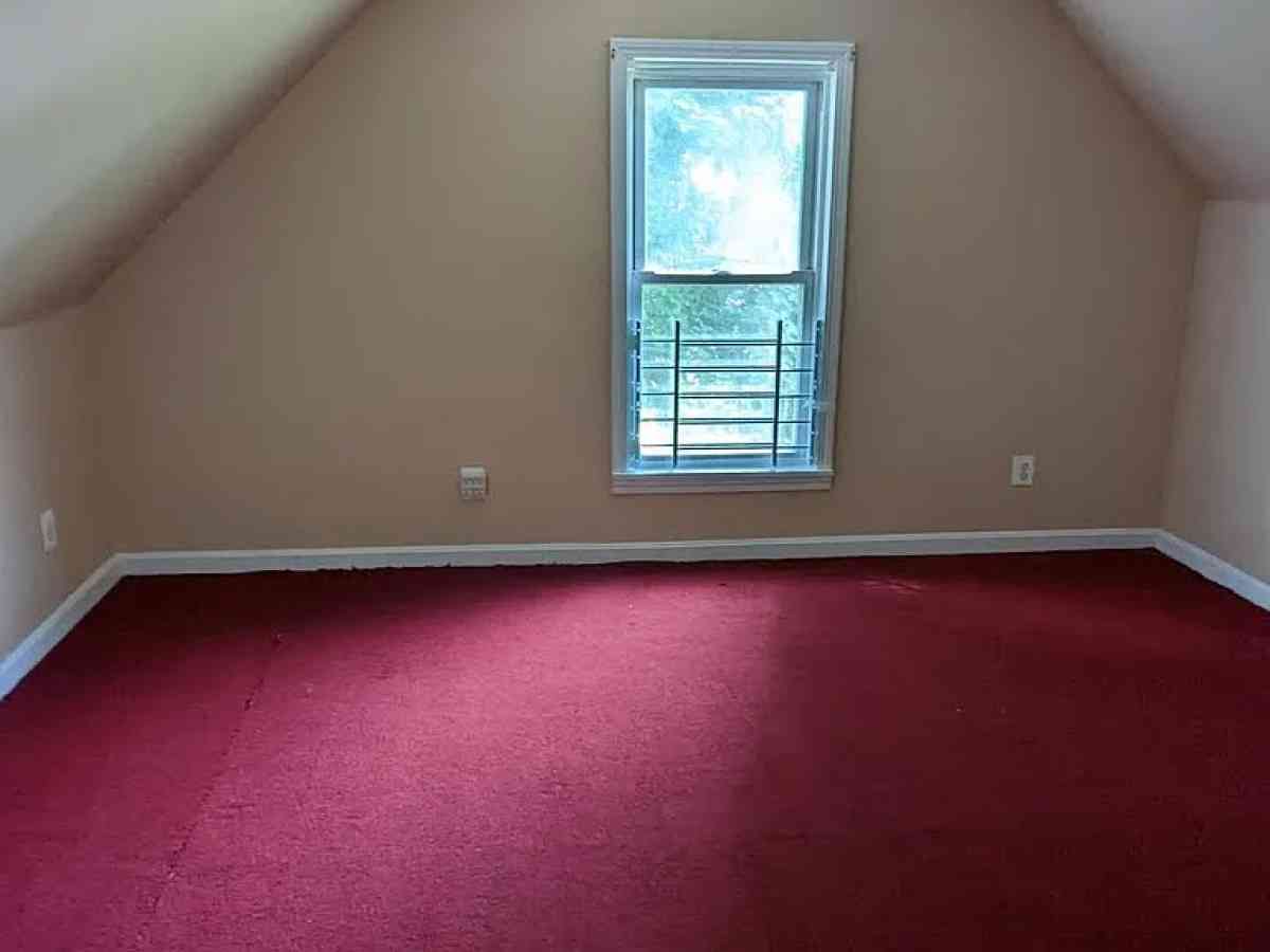 Apartment for rent - Marlborough, Massachusetts - FleaMarketBay