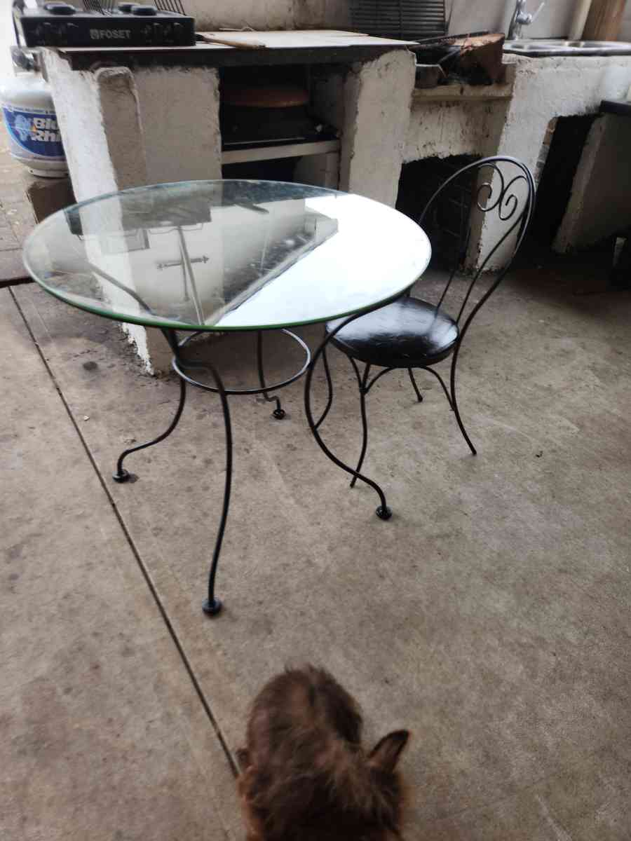 glass small round table iron with chair - Houston, Texas - FleaMarketBay