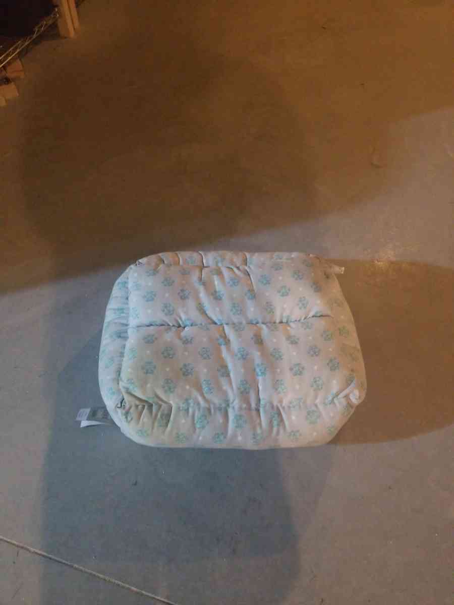 Pet Bed - Middletown, Ohio - FleaMarketBay