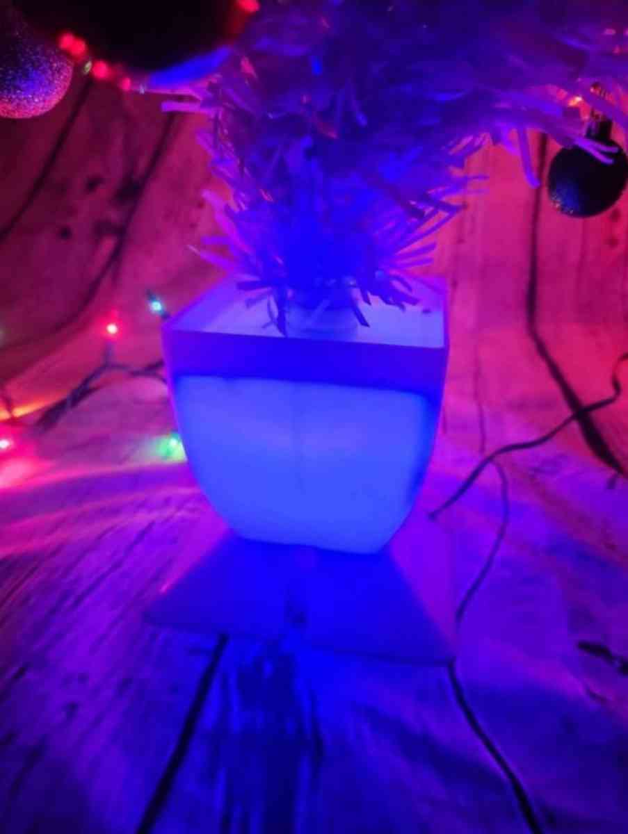 32 Inch White Fiber Christmas Tree And Lights - Kansas City, Missouri - FleaMarketBay