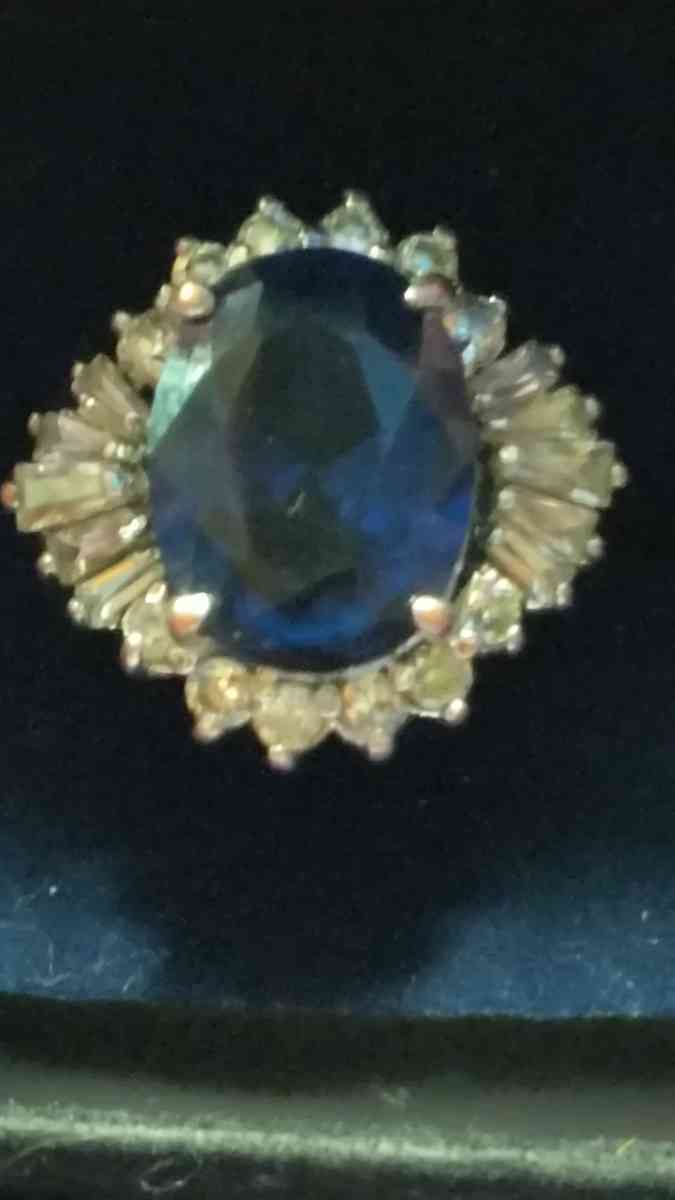 Sapphire Ring - Greenville, Illinois - FleaMarketBay