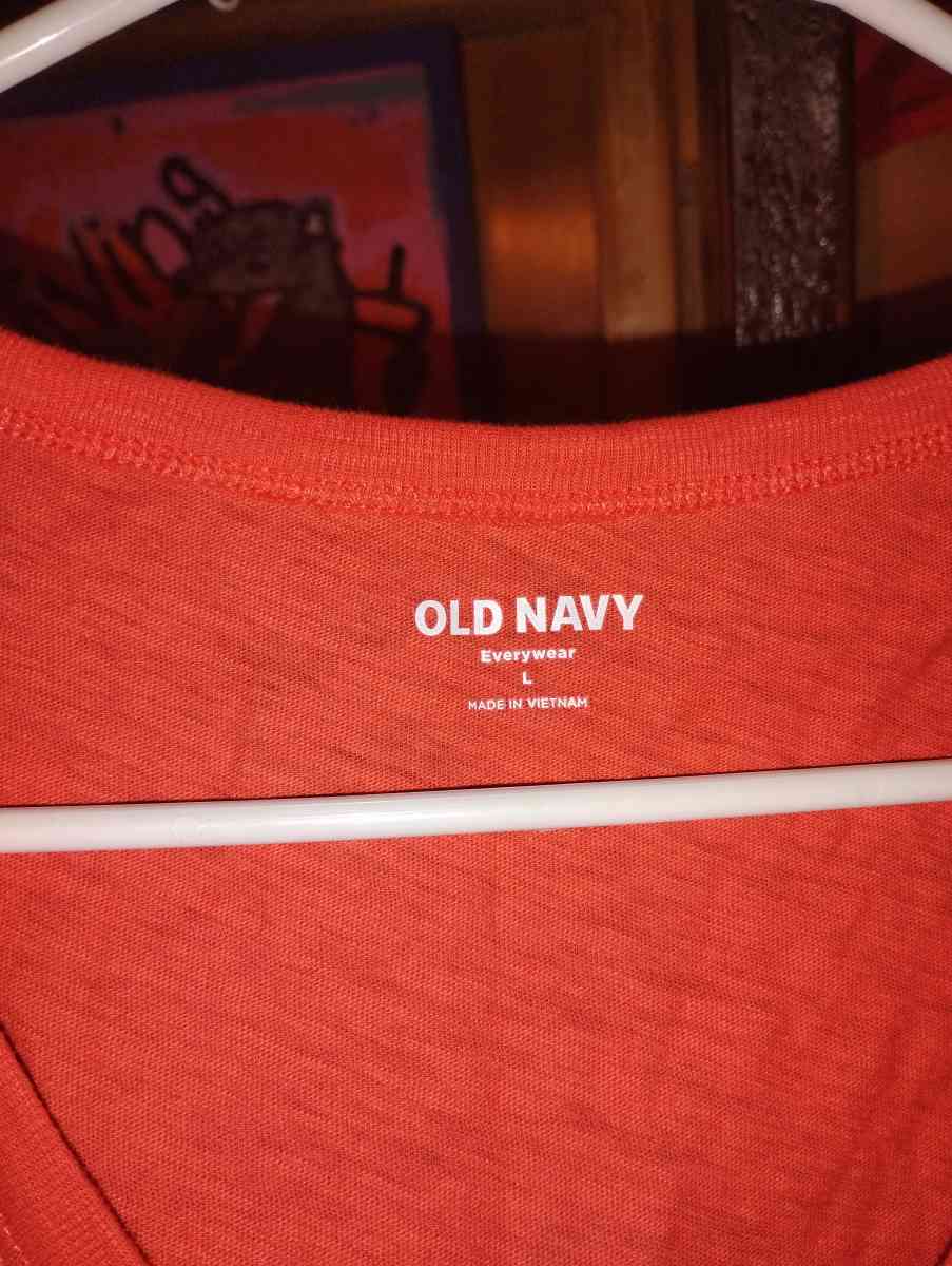 old navy shirt - Salisbury, North Carolina