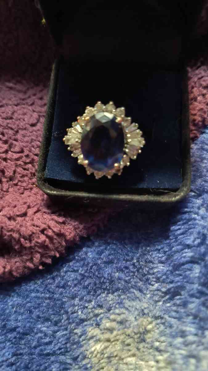 Sapphire Ring - Greenville, Illinois - FleaMarketBay