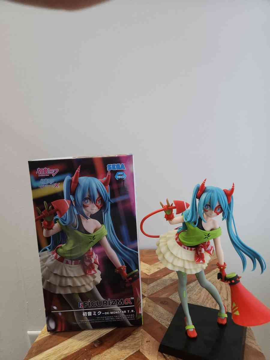 FIGURIZMA HASTUNE MIKU FIGURE - Suwanee, Georgia - FleaMarketBay