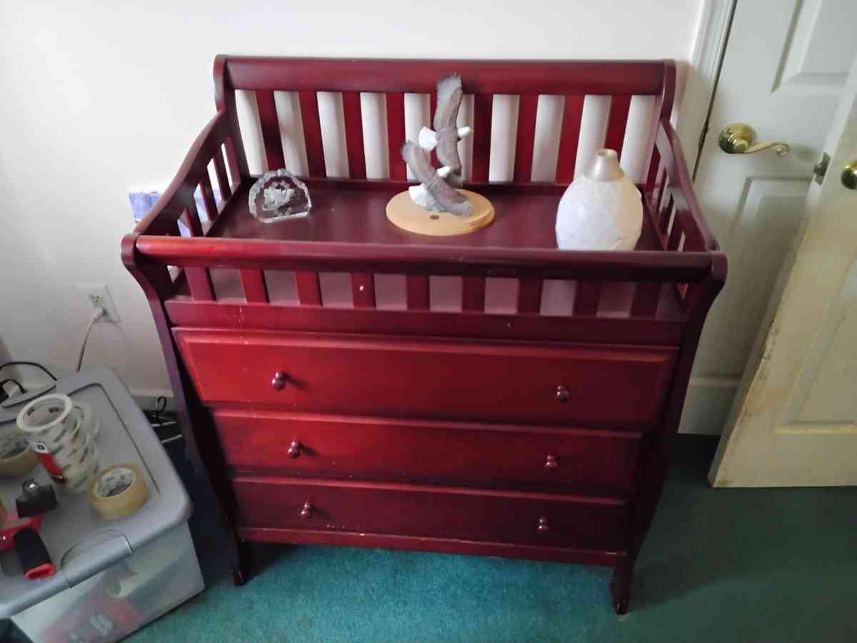 Nice Baby Changing Station with 3 Drawers Very Clean New - Williamstown, New Jersey