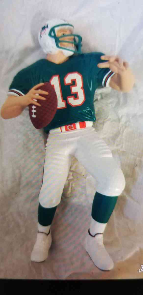 Dan Marino Ornament - Casselberry, Florida - FleaMarketBay