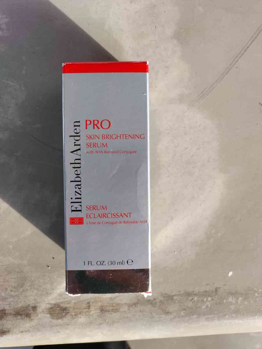 Elizabeth Arden PRO - Hanford, California
