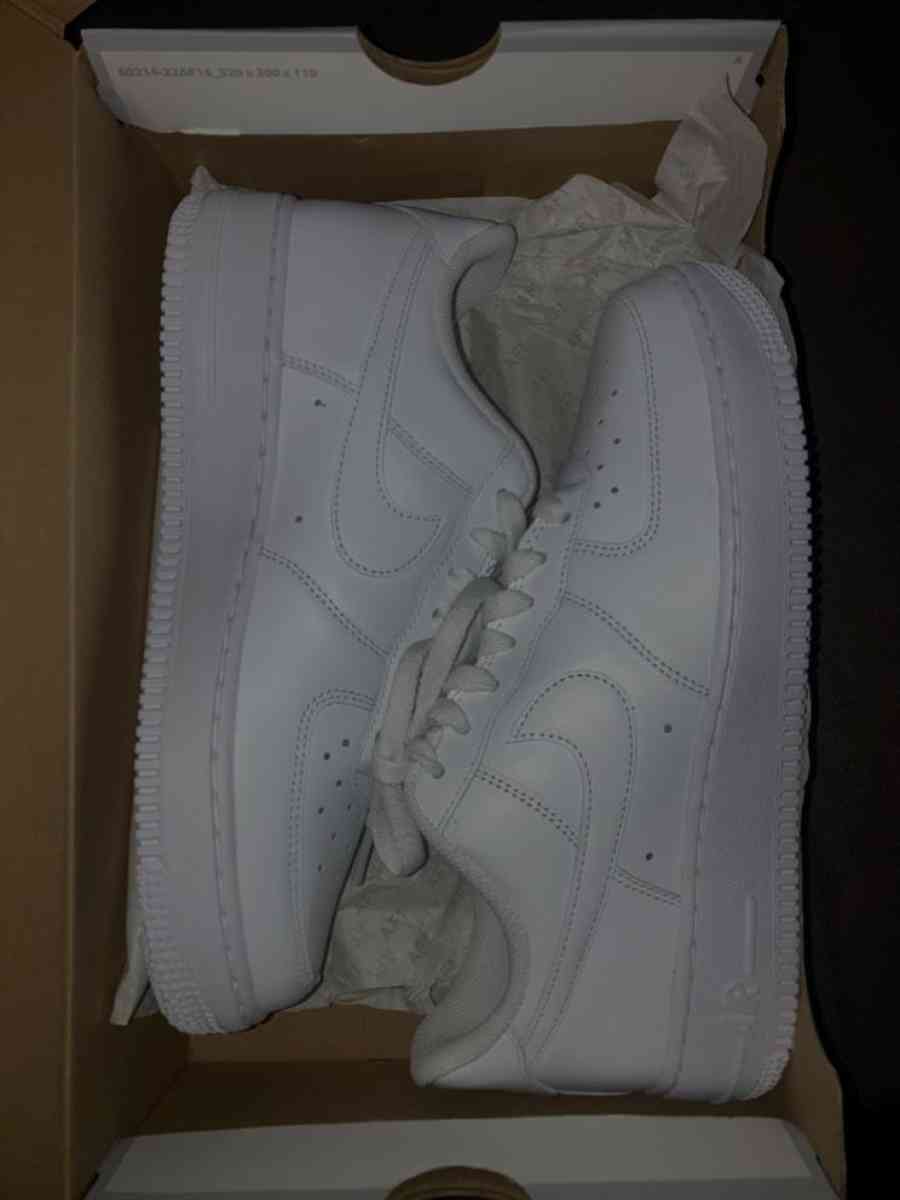 white Air forces 1s - Dallas, Texas - FleaMarketBay