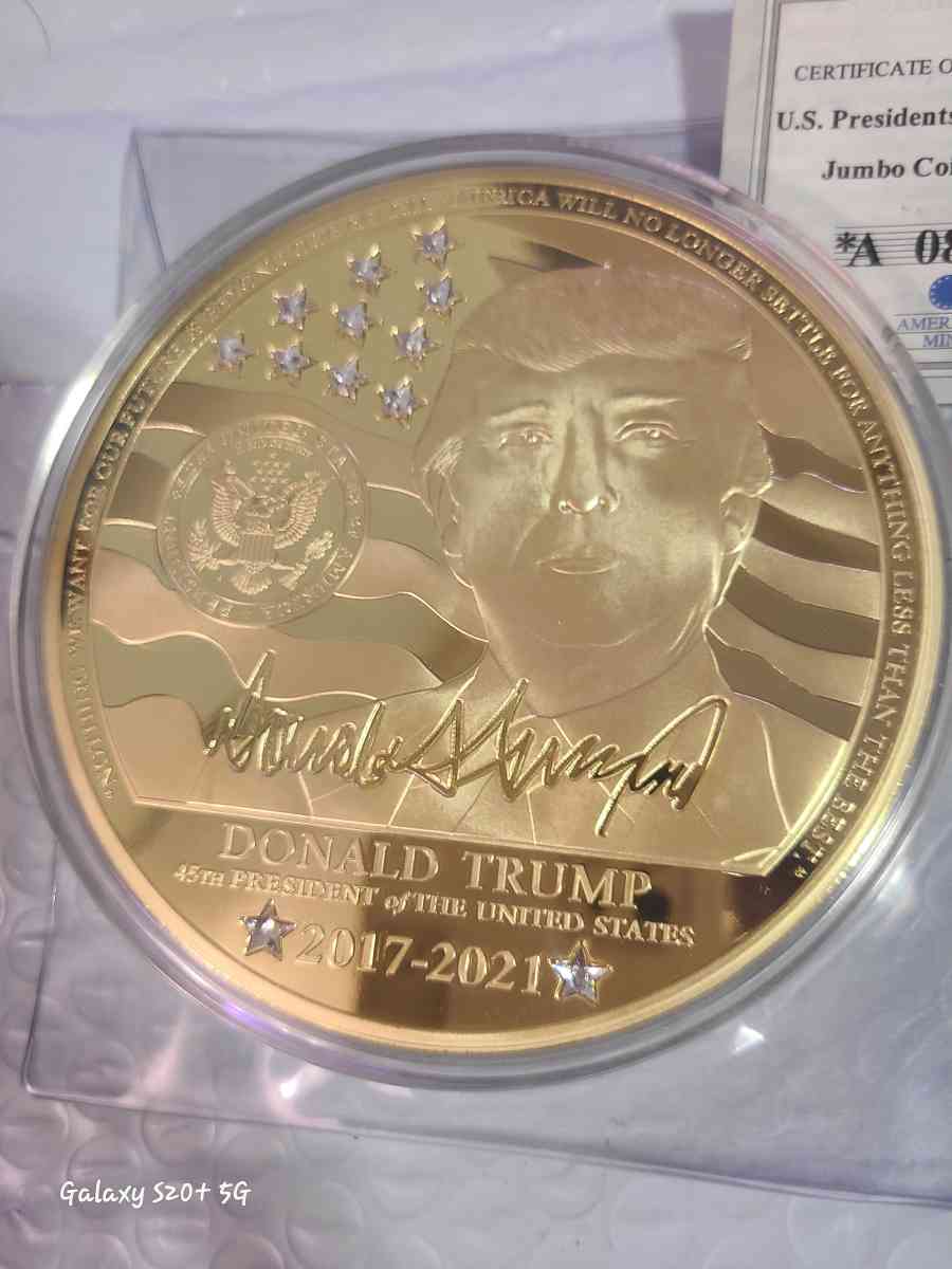 Donald trump jumbo coin layered in 24k gold - Raymond, New Hampshire - FleaMarketBay