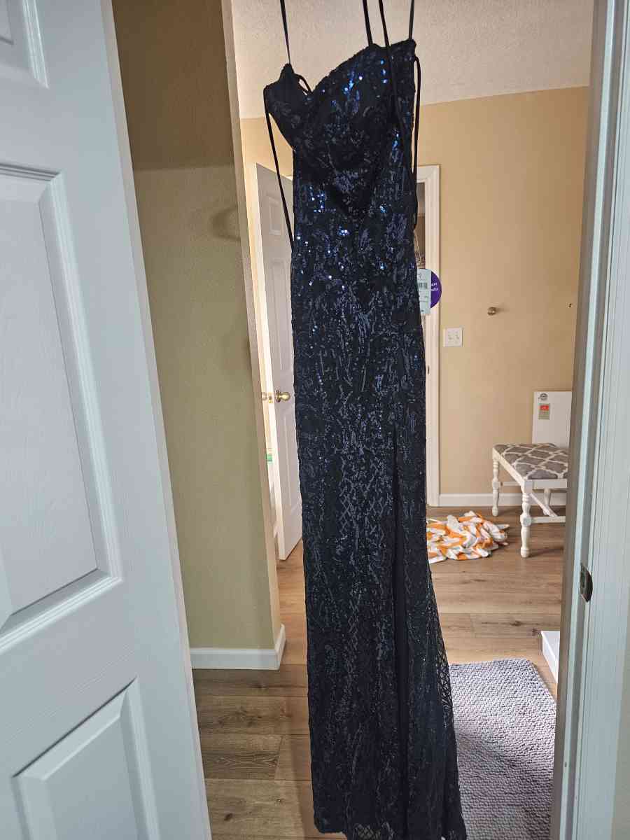 prom dress - Sanford, Florida - FleaMarketBay