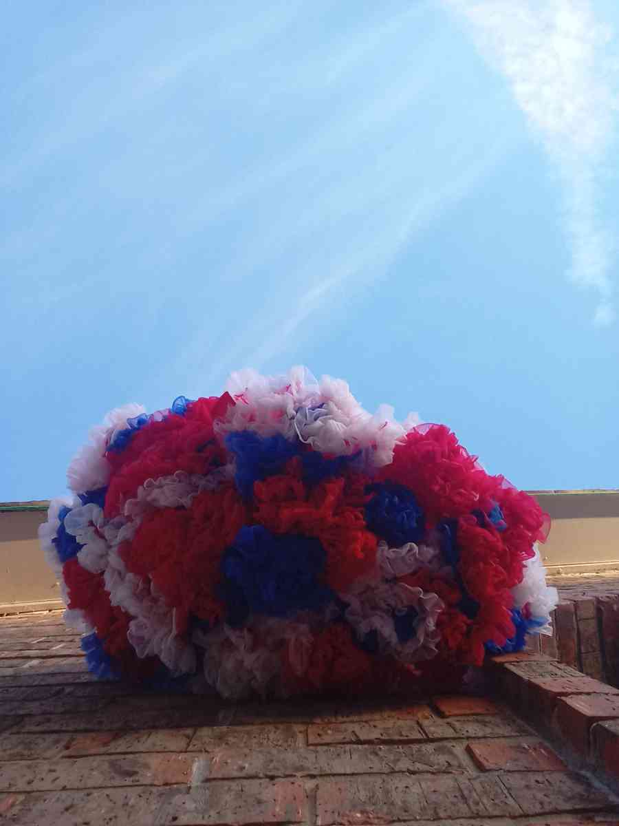 6yrs Red White Blue TuTu Pettiskirt EUC Bow Cinches Waist - Dallas, Texas - FleaMarketBay