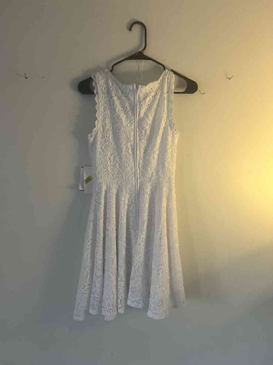 white dress - Natchitoches, Louisiana - FleaMarketBay