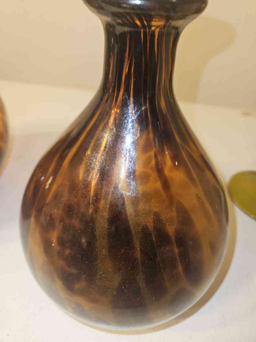 vintage amber glass vases - Aurora, Colorado - FleaMarketBay