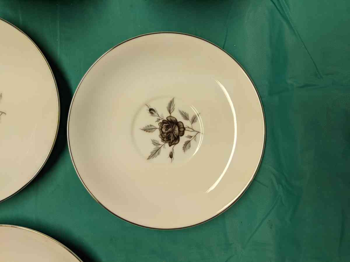 Fine China Two Boxes Of 24 Pce Set - Saint Paul, Minnesota - FleaMarketBay