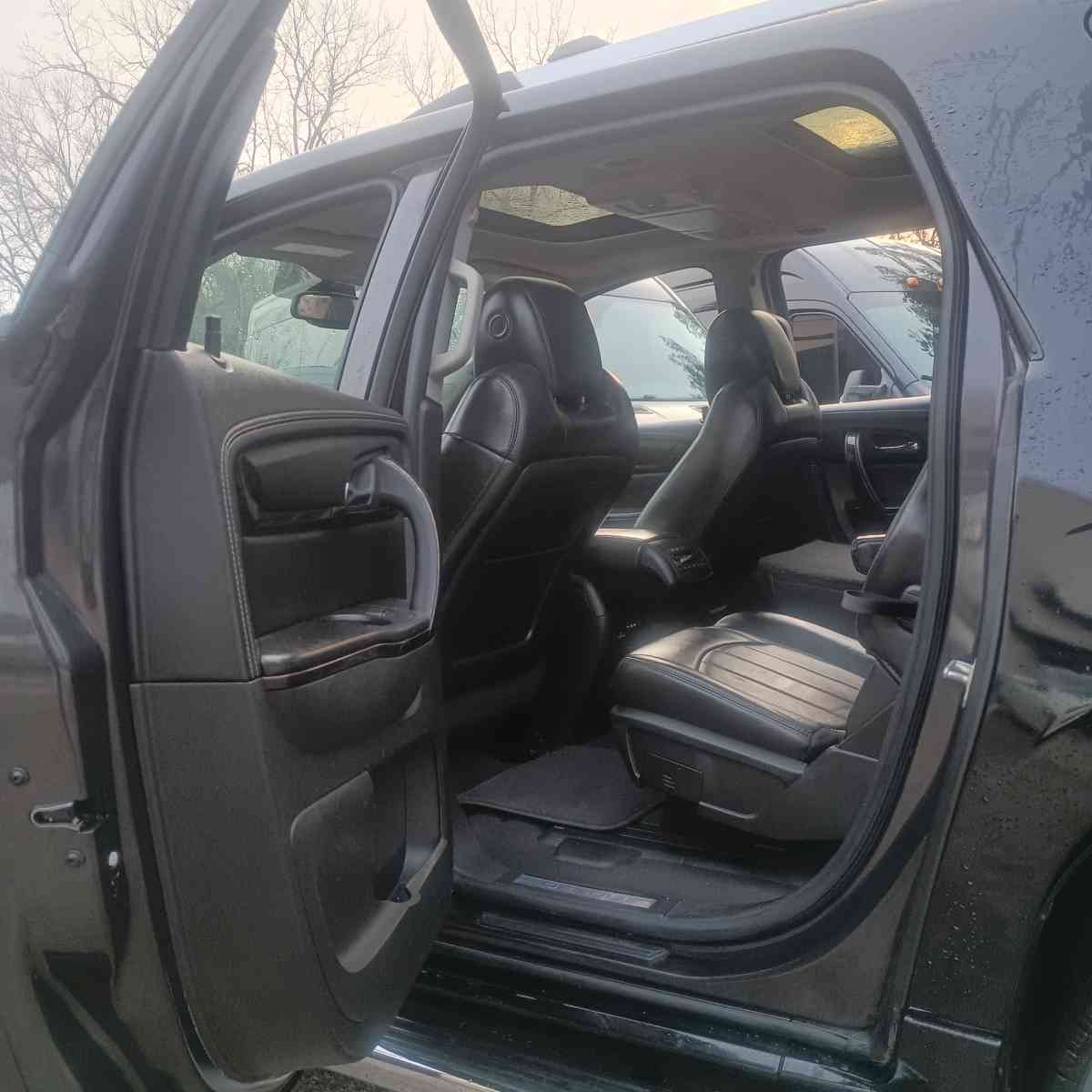 2014 GMC Acadia Denali 89k miles - Pennsauken, New Jersey - FleaMarketBay