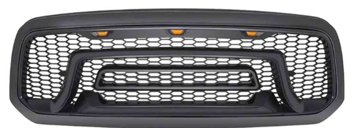 Offer grill with amber light for ram 1500 2013 2015 - Atlanta, Georgia - FleaMarketBay
