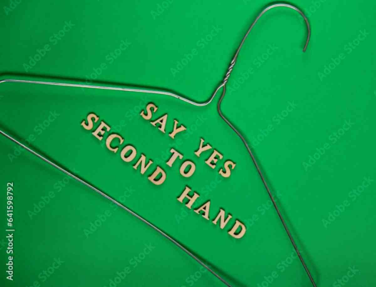 Berlitz Basic German Vintage Textbook Think German Lev 2 Car - Philadelphia, Pennsylvania - FleaMarketBay