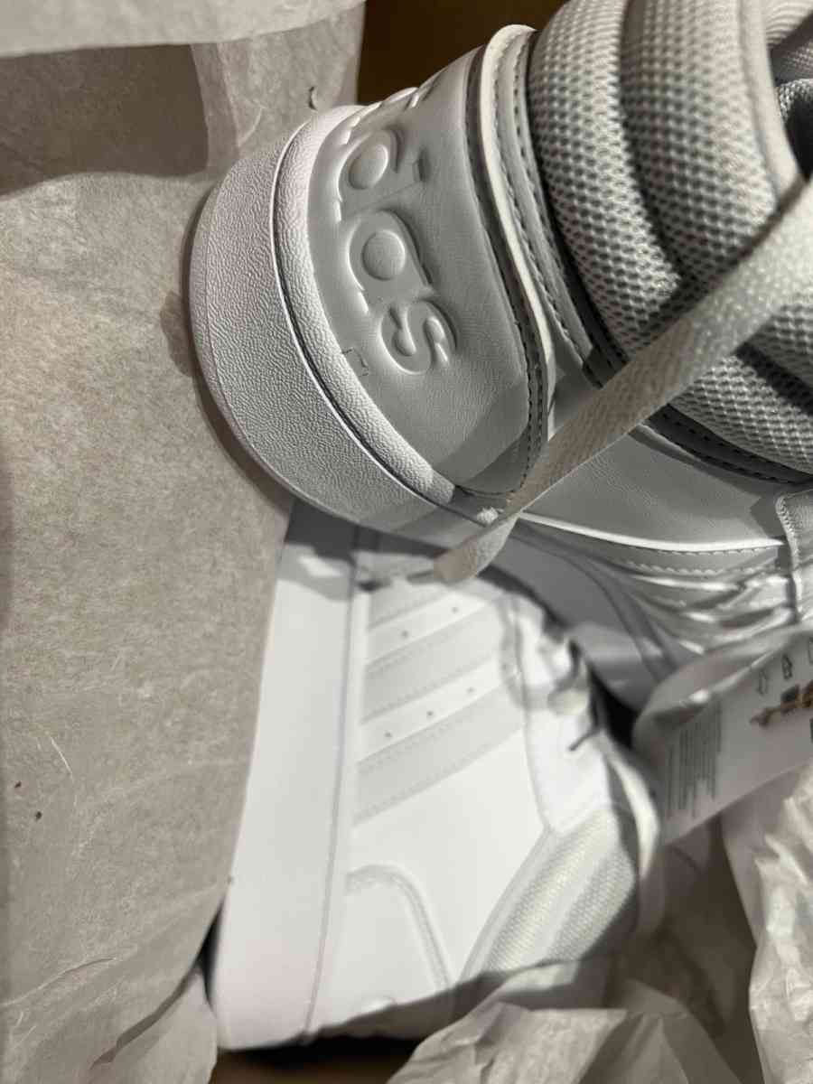 Adidas Womens Hoops 30 Mid Classic Shoes Size 8 - Manassas, Virginia - FleaMarketBay