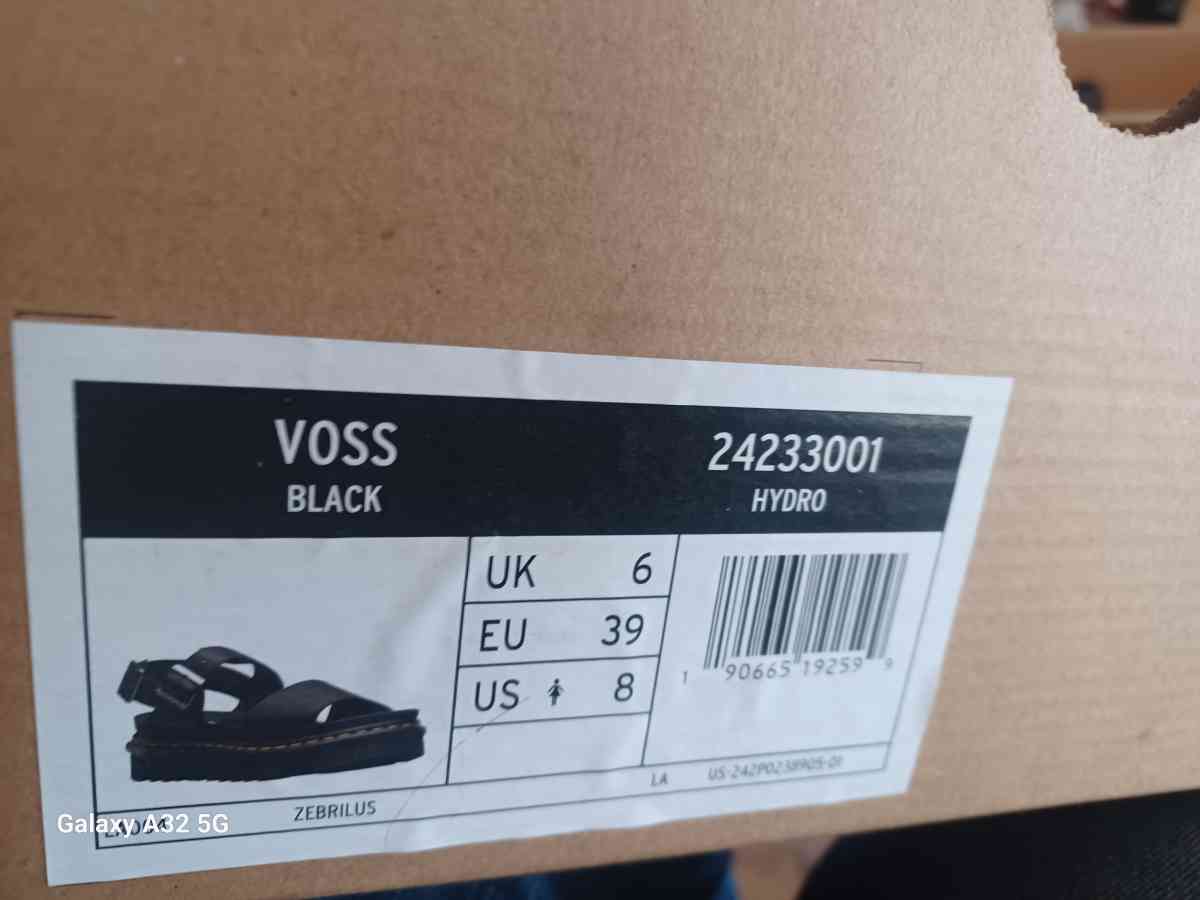 Dr Martins sz 8 Voss Hydro - Glendale, Arizona - FleaMarketBay