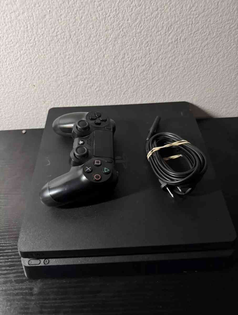 PlayStation 4 Slim 1TB With Wireless controller - Hampton, Florida - FleaMarketBay