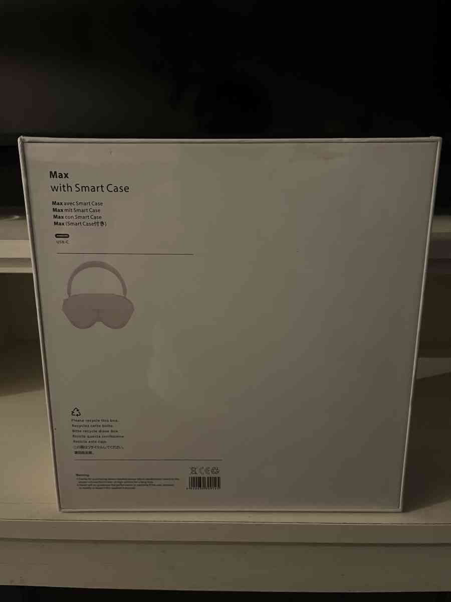 Apple AirPod max - Saint Cloud, Florida - FleaMarketBay