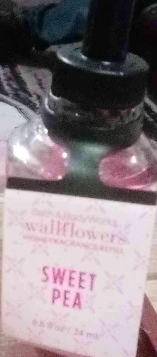 ALL DIFFERENT FRAGRANCE WALL FR - San Bernardino, California - FleaMarketBay