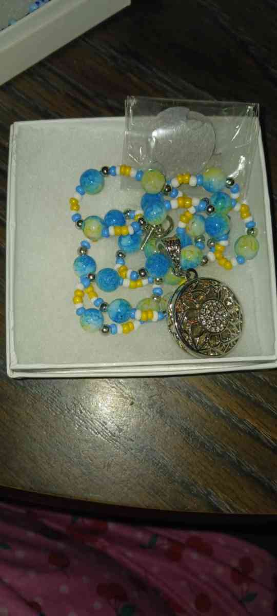 anxiety and stress necklaces - Detroit, Maine - FleaMarketBay