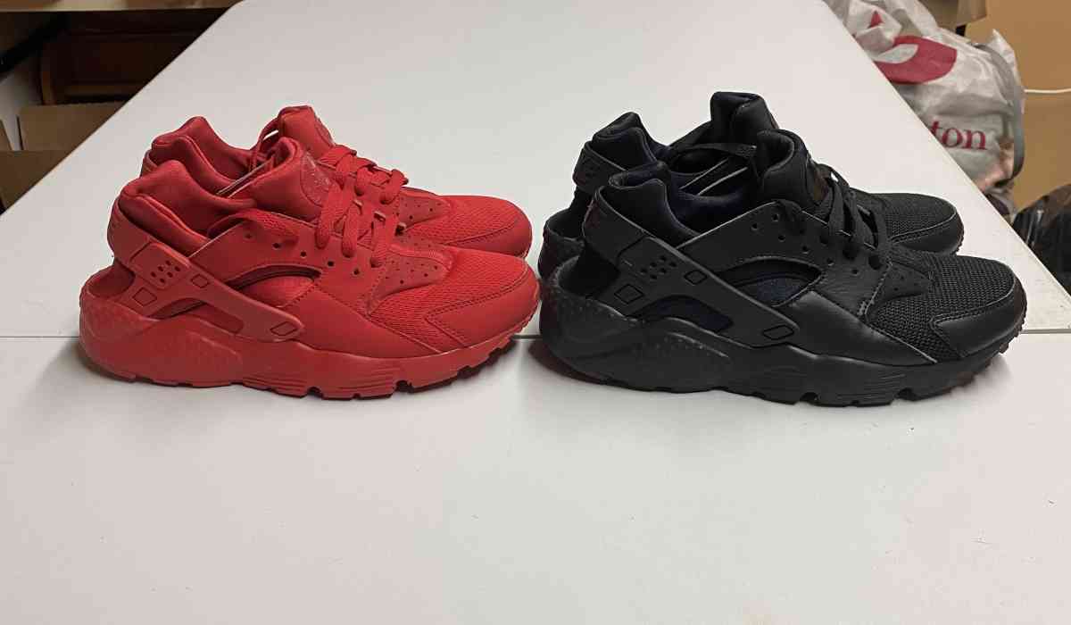 Nike Air Huarache Bundle Black And Red - Frederick, Maryland - FleaMarketBay