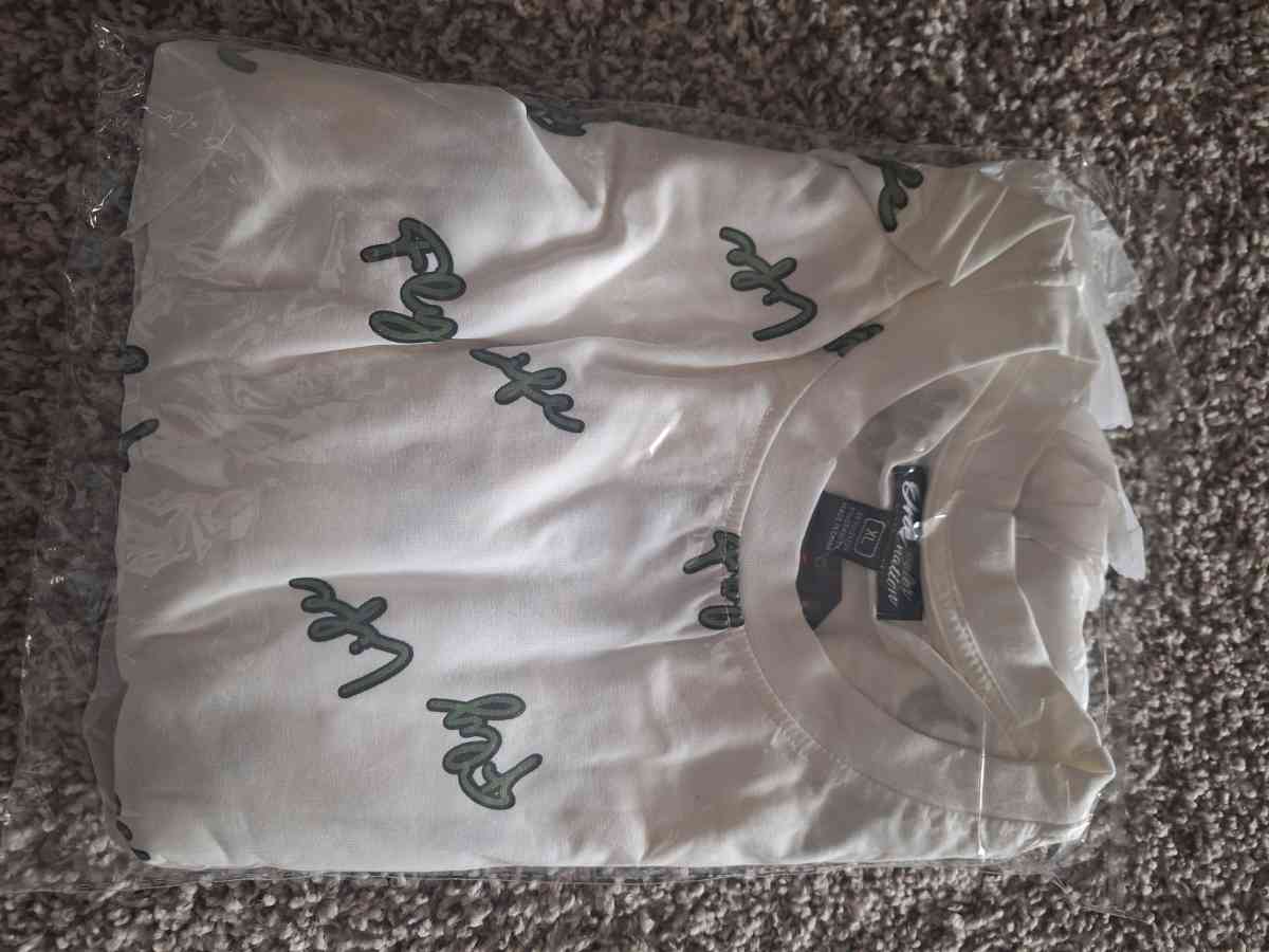 Premium mens shirt - Lawrenceville, Georgia - FleaMarketBay