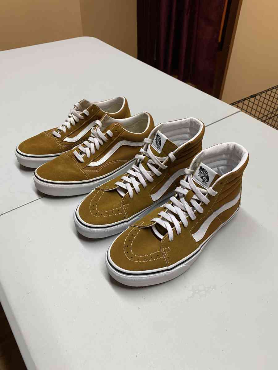 Vans Old Skool Vans Sk8 HI Cumin Size 9 half and Size 10 - Frederick, Maryland