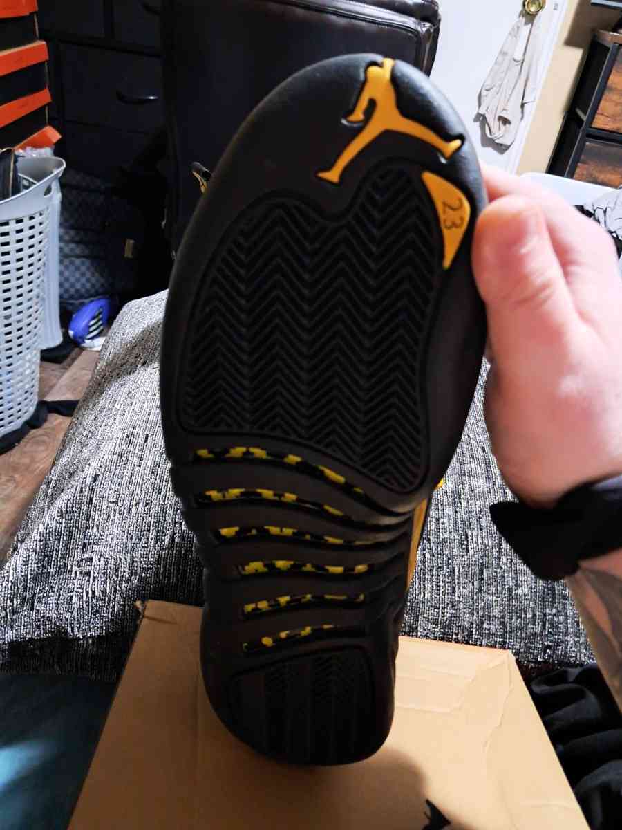 Jordan retro 12s black taxi - Milton, West Virginia - FleaMarketBay