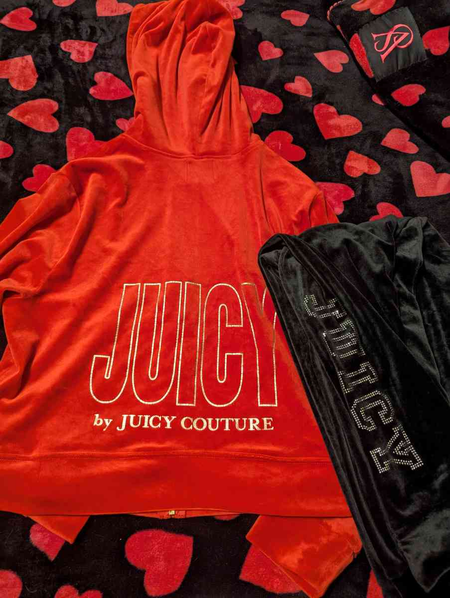 Juicy couture track suit red and black - Neosho, Missouri - FleaMarketBay