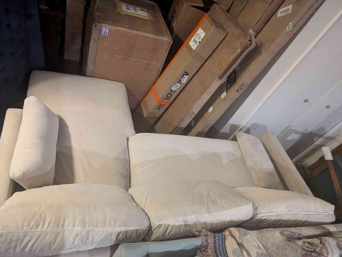 Jennifer Taylor Home Knox Reversible Chaise sectional sofa - Richfield, Ohio