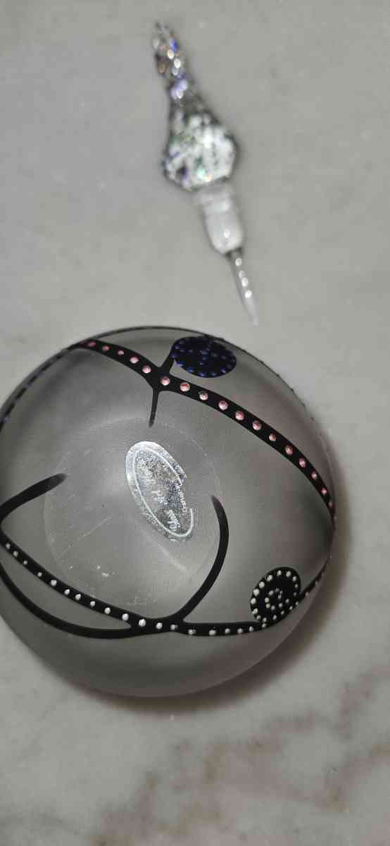 vintage perfume bottle - Aurora, Colorado - FleaMarketBay