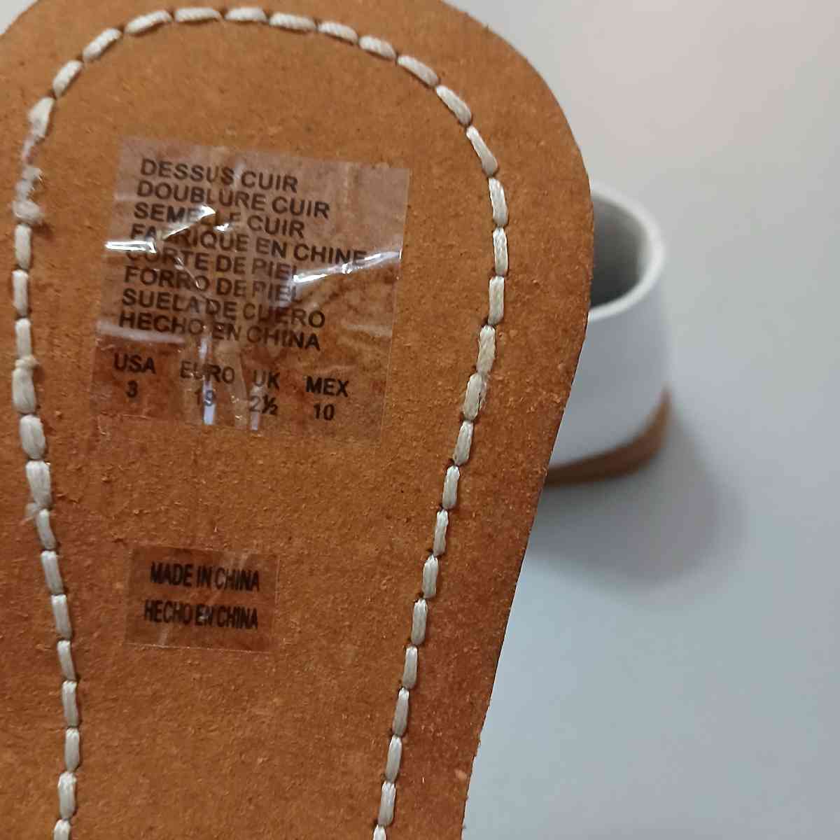 Cavoo Walker Baby Unisex white shoes size 3 - Indianapolis, Indiana - FleaMarketBay