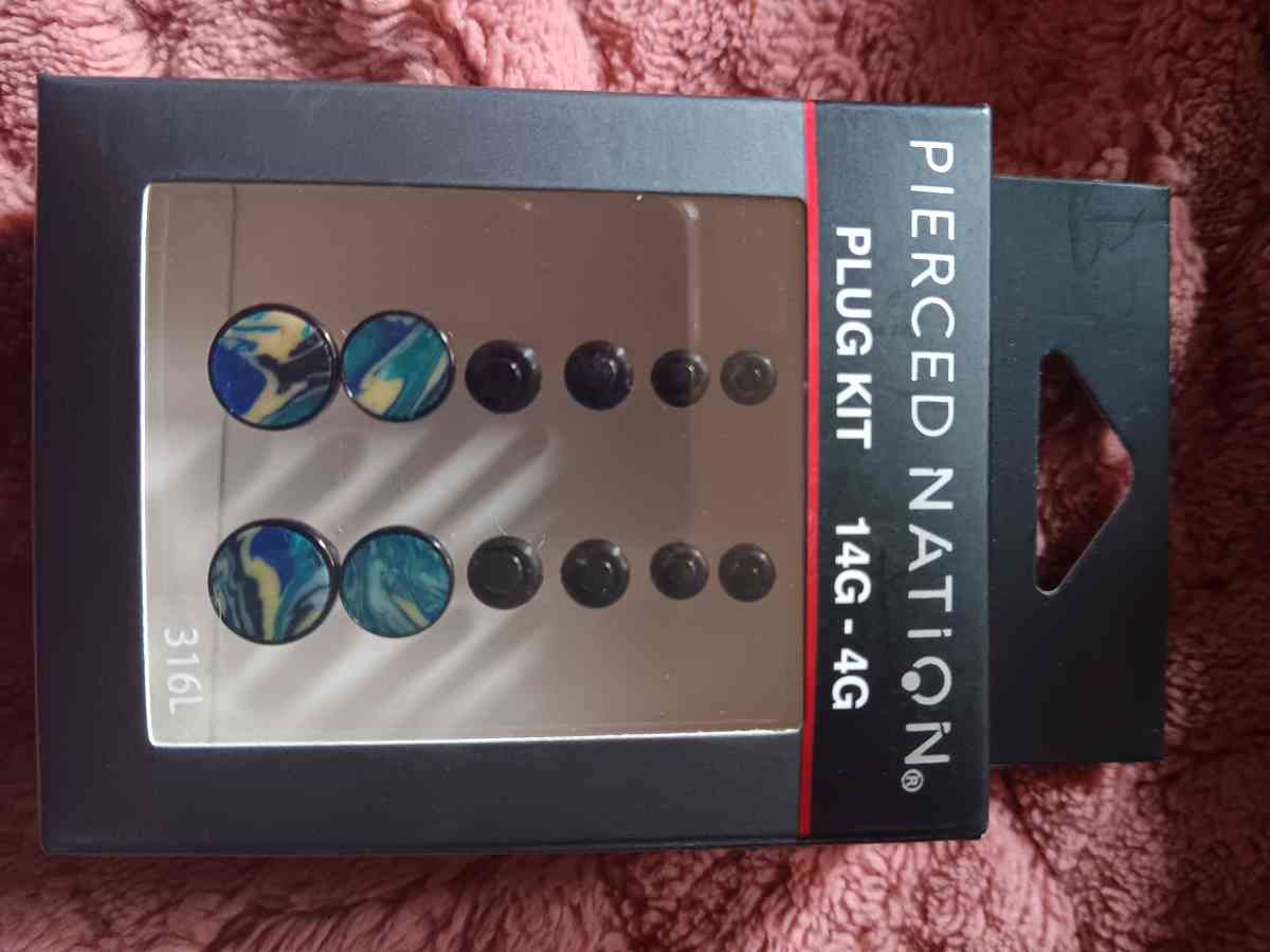 taper and plug kits and gauges - Vacaville, California - FleaMarketBay