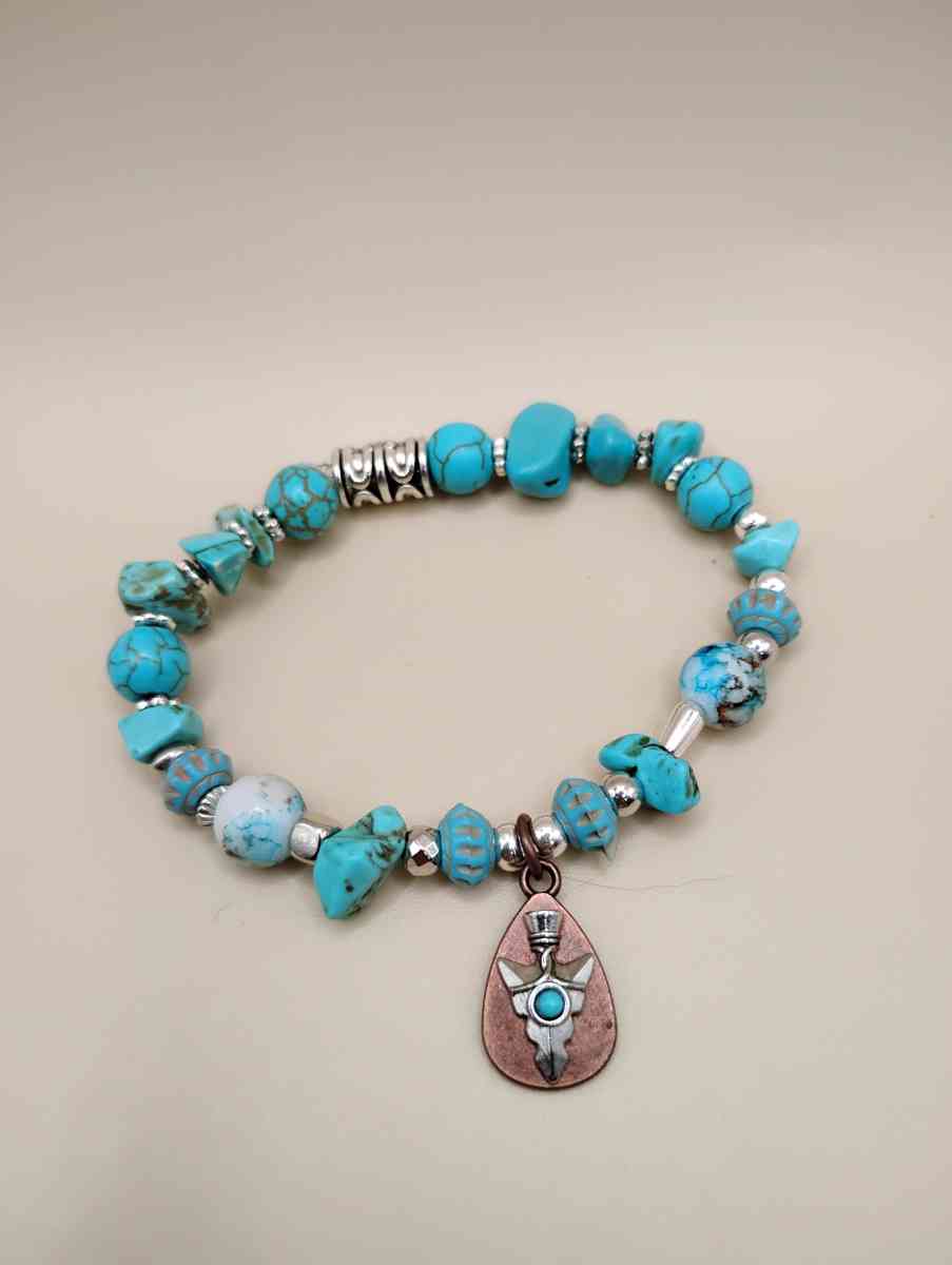 All bracelets - Woodbine, Iowa - FleaMarketBay