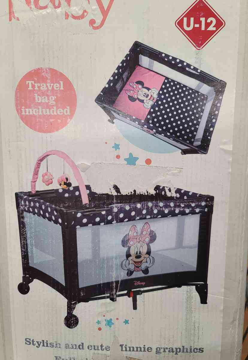 Mickey and Minnie Mouse Bassinet cribs - Converse, Texas - FleaMarketBay